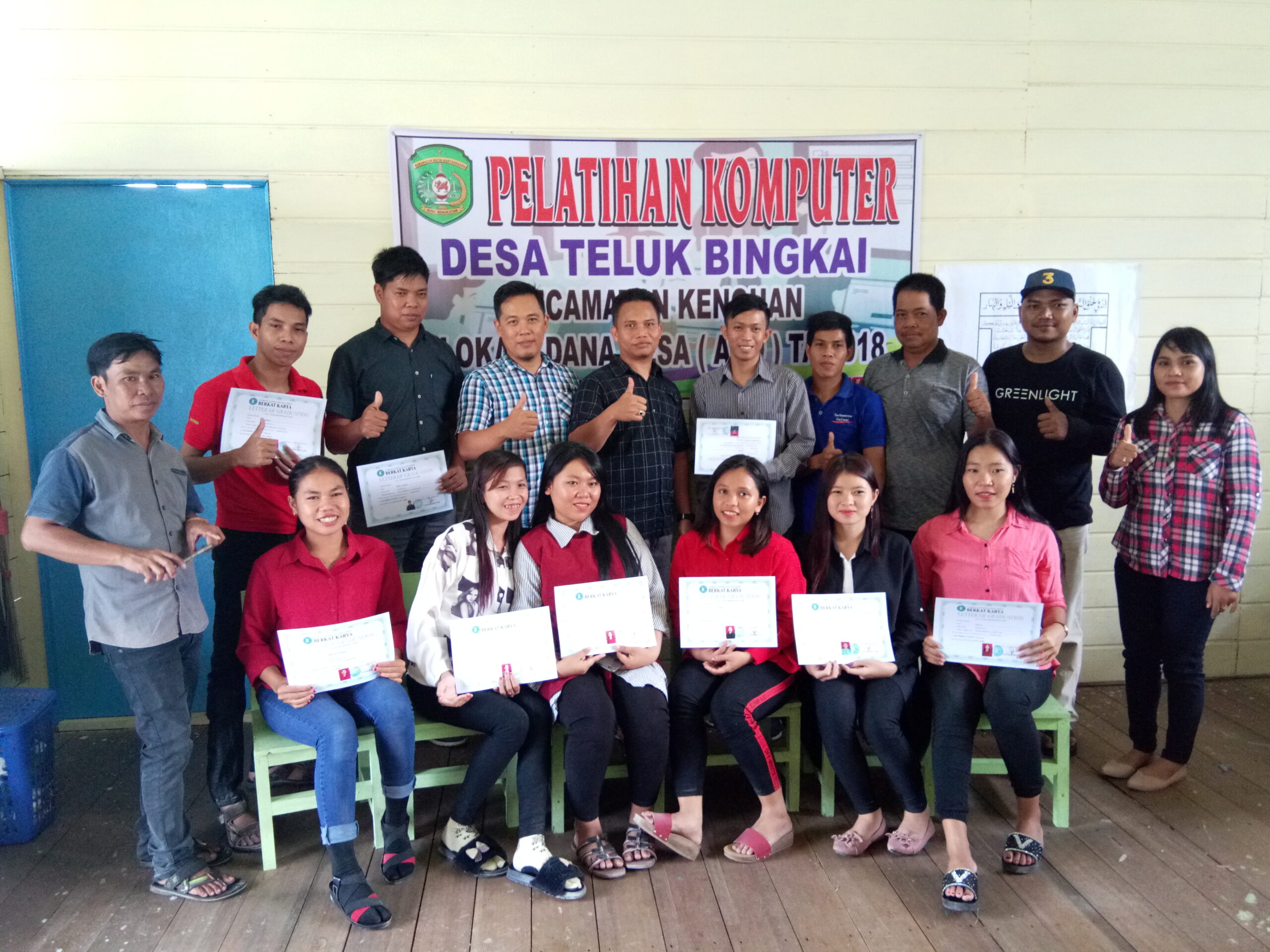 KOMPUTER4